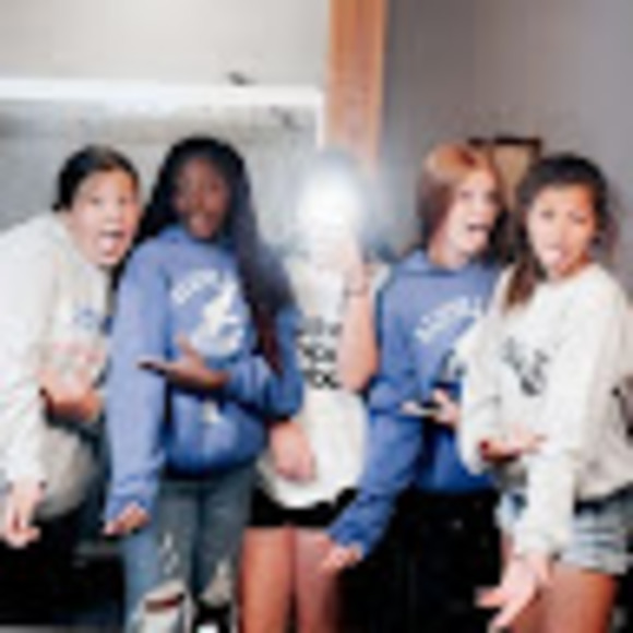 Meet your Posher, Nashun - Picture 1 of 1